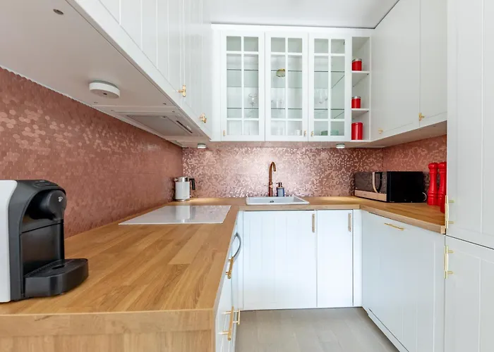 Tolomeo Mega Apartman *